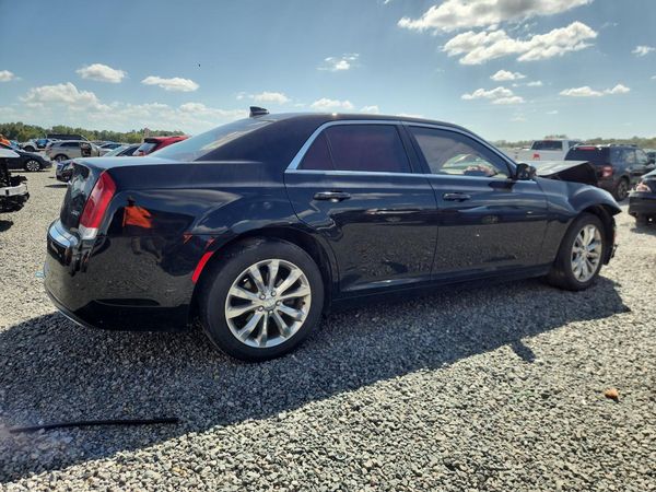 2015 CHRYSLER 300 Limited — PSRA