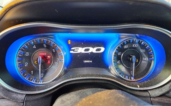 2019 CHRYSLER 300 — ODOM