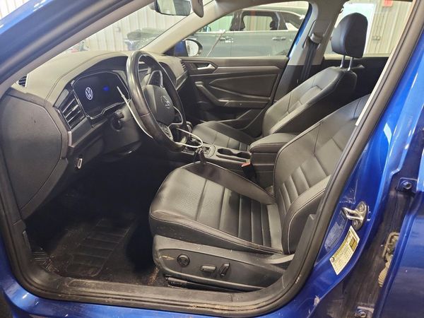 2024 VOLKSWAGEN JETTA SE, SE (AQ301 Trans) — DENT