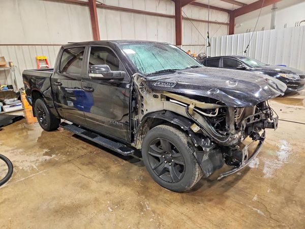 2020 RAM 1500 — Passenger 3/4
