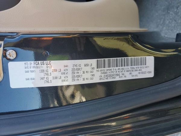 2019 DODGE GRAND CARAVAN SE — VINS