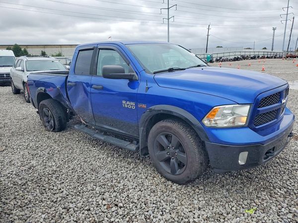 2016 RAM 1500 SLT — Passenger 3/4