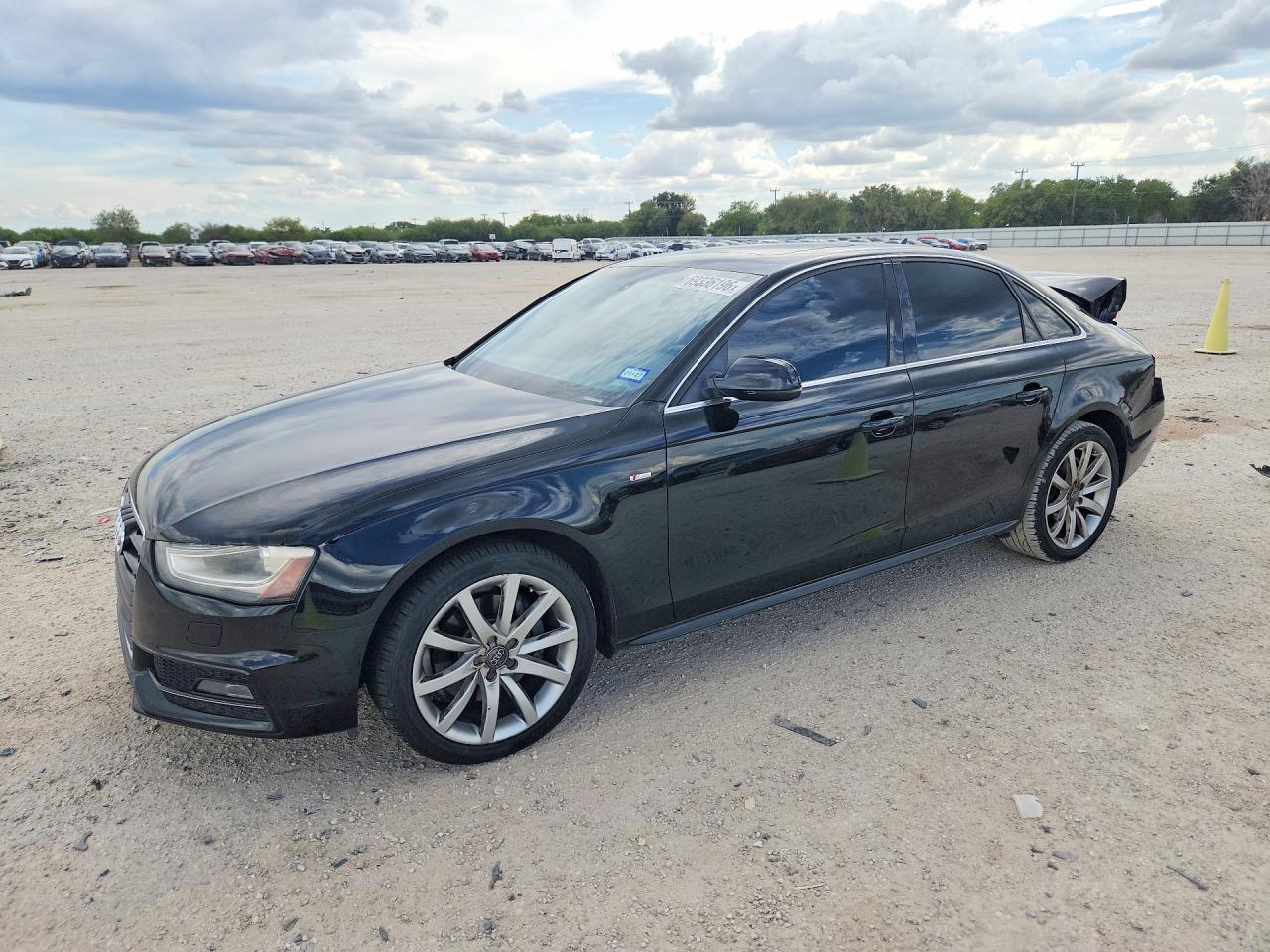 2014 AUDI A4 — Front 3/4