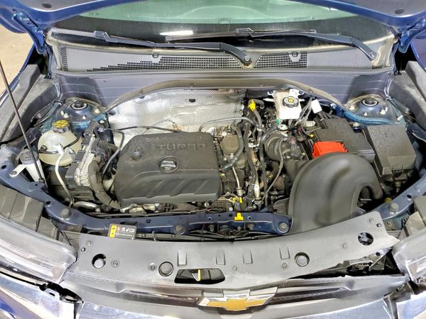 2022 CHEVROLET TRAILBLAZER LS — Engine bay