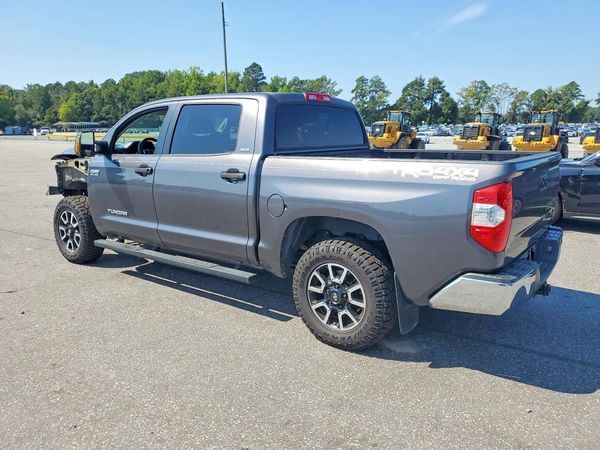 2018 TOYOTA TUNDRA SR5 — DSRA