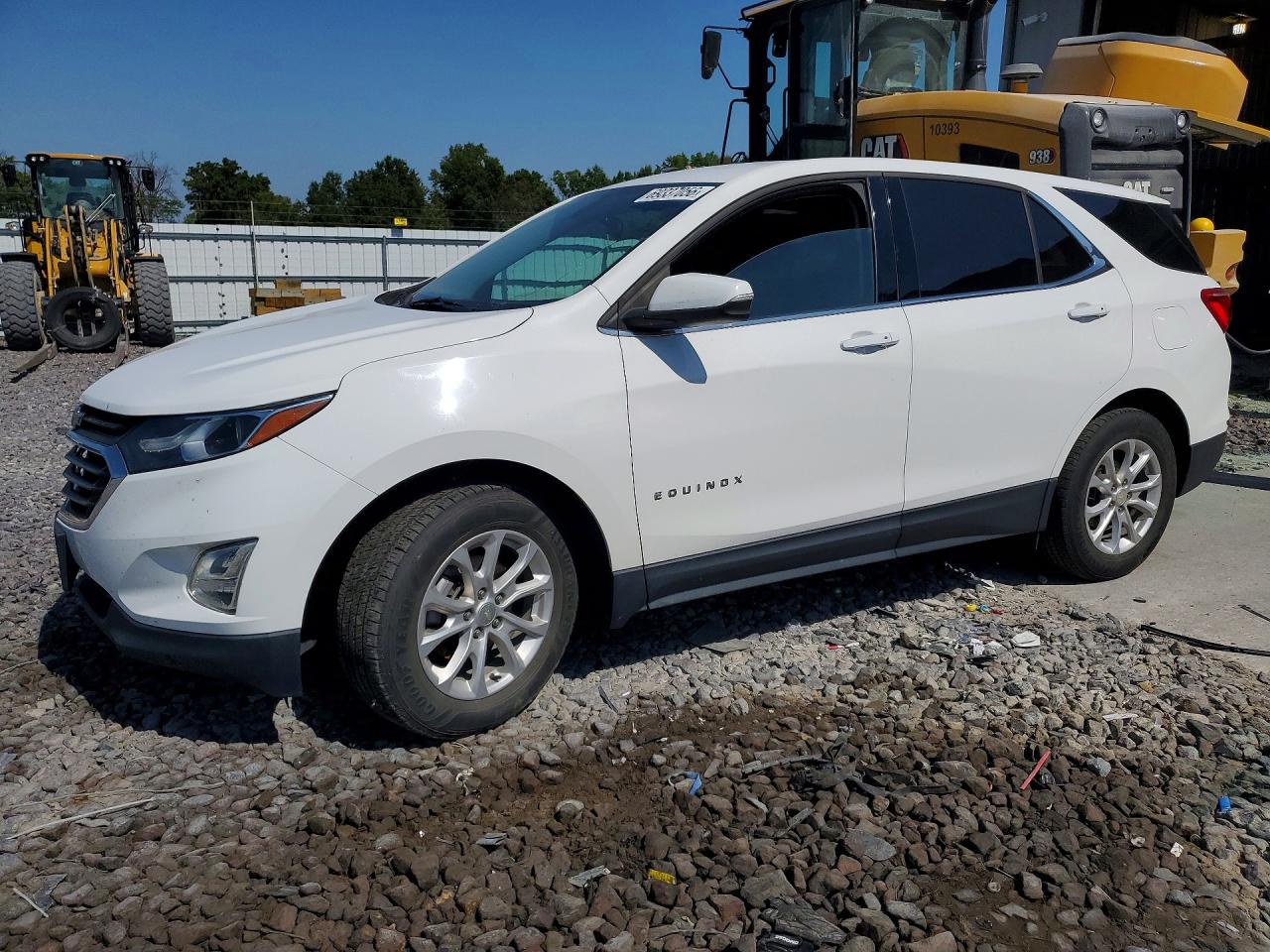 2019 CHEVROLET EQUINOX LT (1LT) — Front 3/4