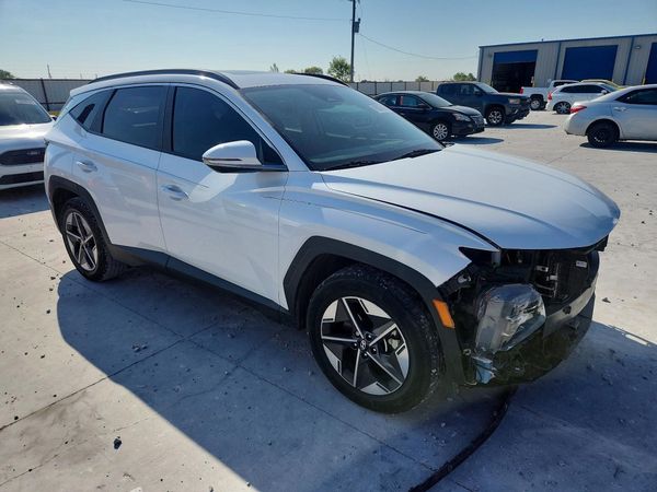 2025 HYUNDAI TUCSON — Passenger 3/4