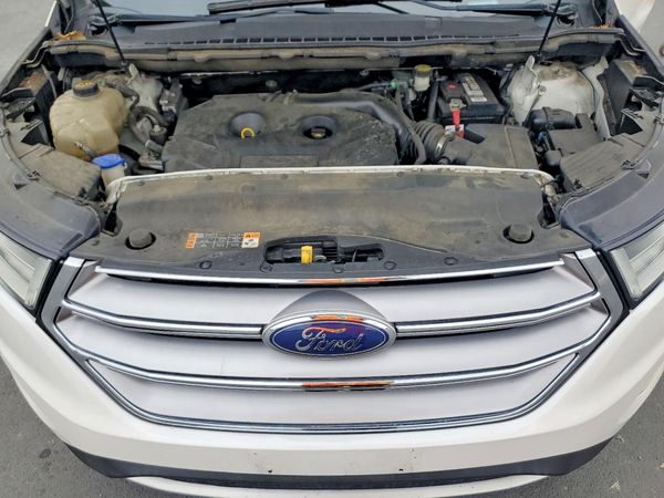 2018 FORD EDGE — Engine bay