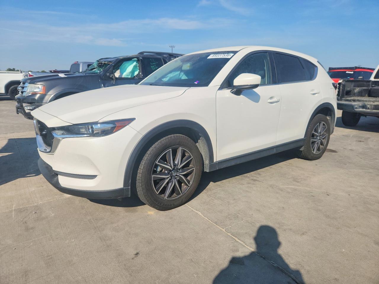 2018 MAZDA CX-5 — Front 3/4