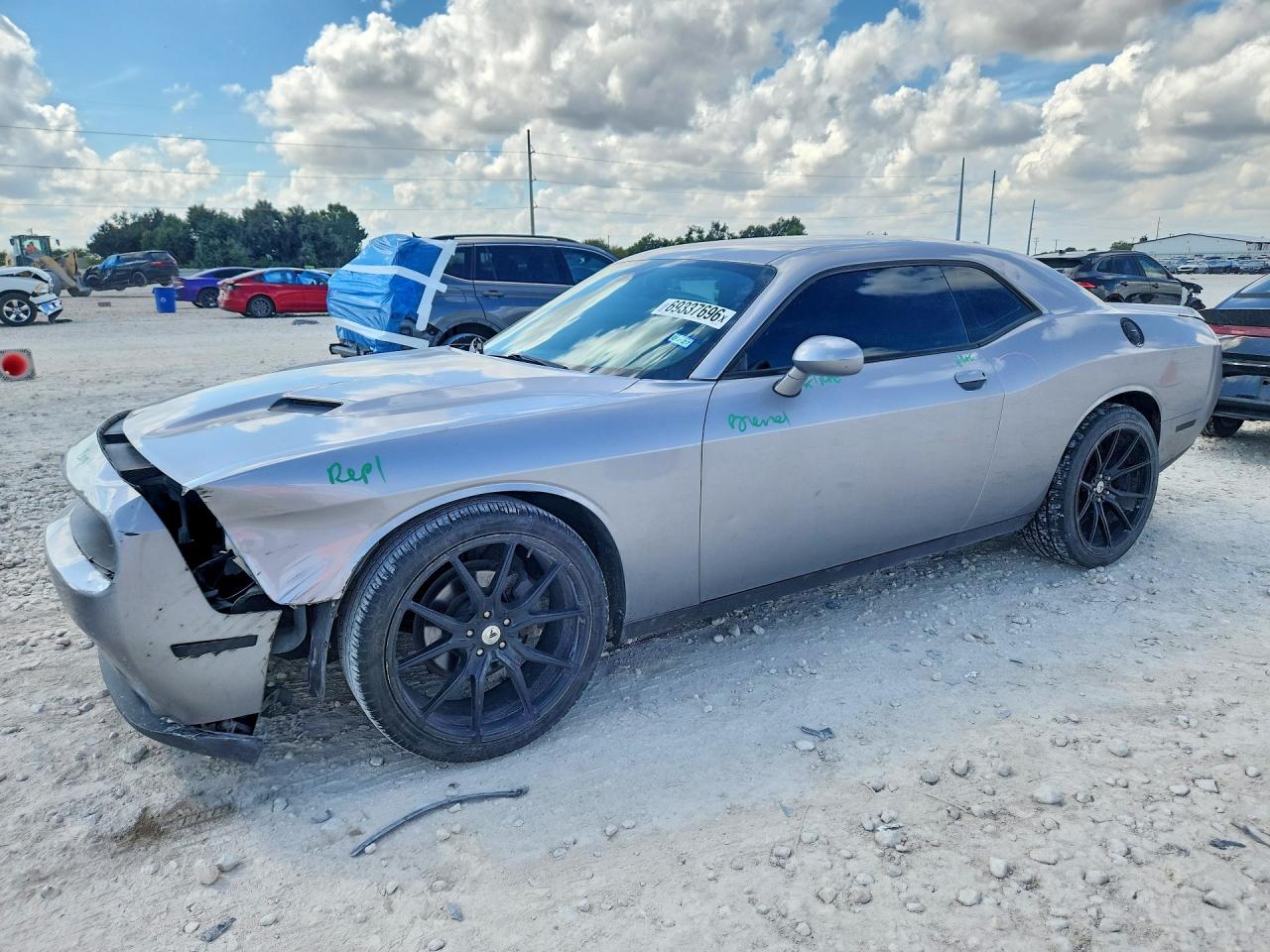 2016 DODGE CHALLENGER — Front 3/4