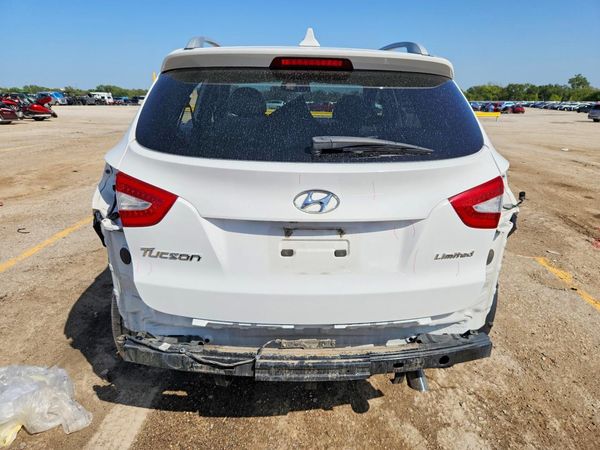 2015 HYUNDAI TUCSON GLS (Middle) — DIRR