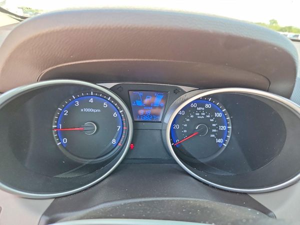 2015 HYUNDAI TUCSON GLS (Middle) — ODOM