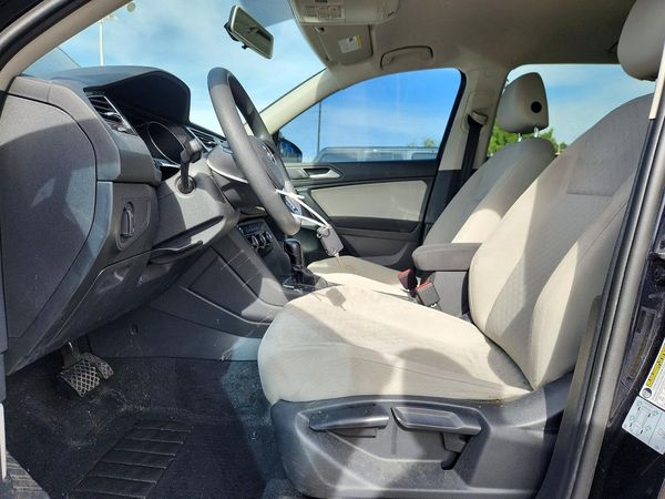 2019 VOLKSWAGEN TIGUAN 4Motion S — DENT