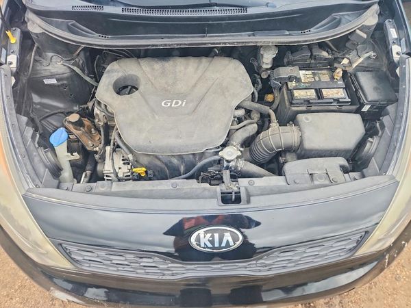 2014 KIA RIO — Engine bay