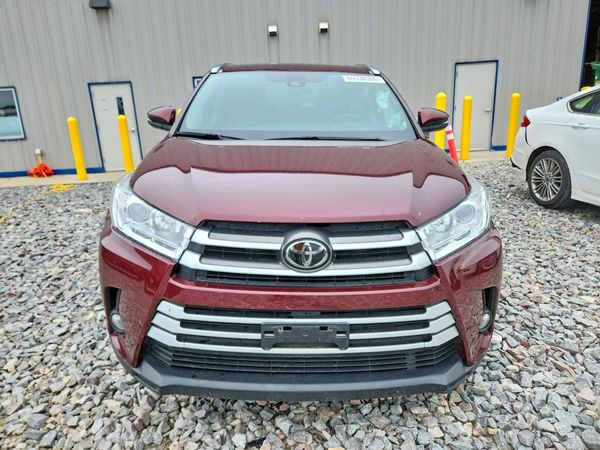 2017 TOYOTA HIGHLANDER SE/XLE — DIRF