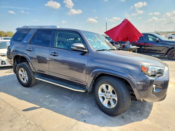 2016 TOYOTA 4RUNNER — Passenger 3/4