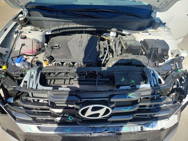 2026 HYUNDAI TUCSON — Engine bay