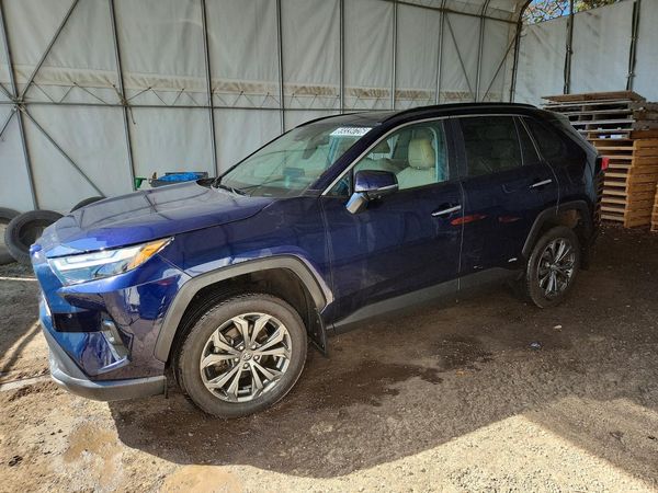 2023 TOYOTA RAV4 Limited — Front 3/4
