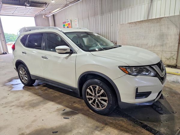 2018 NISSAN ROGUE — Passenger 3/4