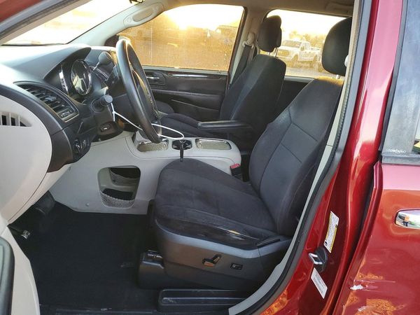 2014 DODGE GRAND CARAVAN SXT — DENT