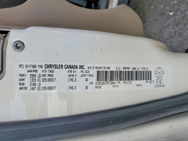 2013 DODGE GRAND CARAVAN SE — VINS
