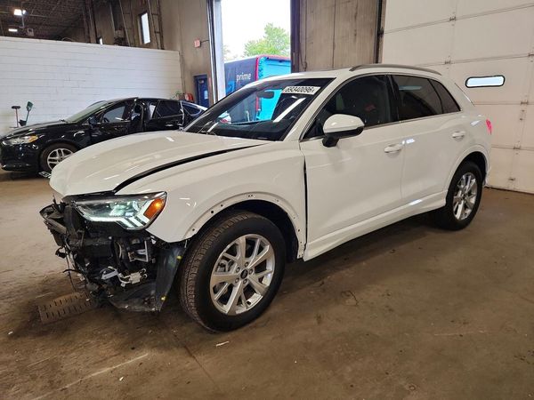 2023 AUDI Q3 — Front 3/4