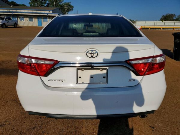 2015 TOYOTA CAMRY — DIRR