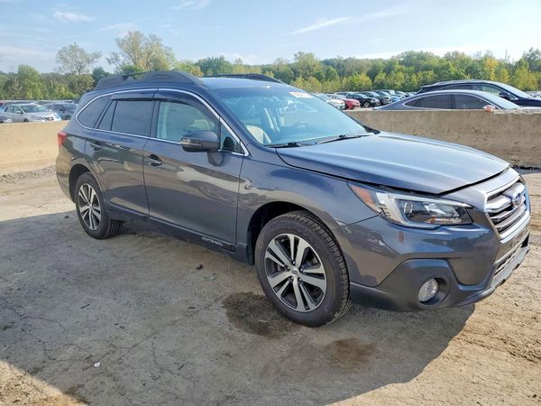 2018 SUBARU OUTBACK Limited+M/R — Passenger 3/4
