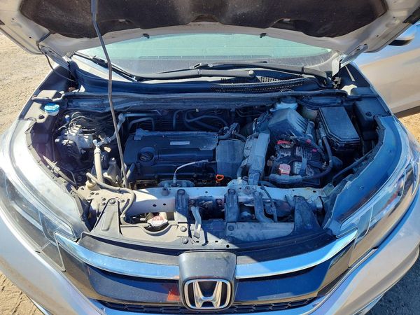 2016 HONDA CRV SE — Engine bay