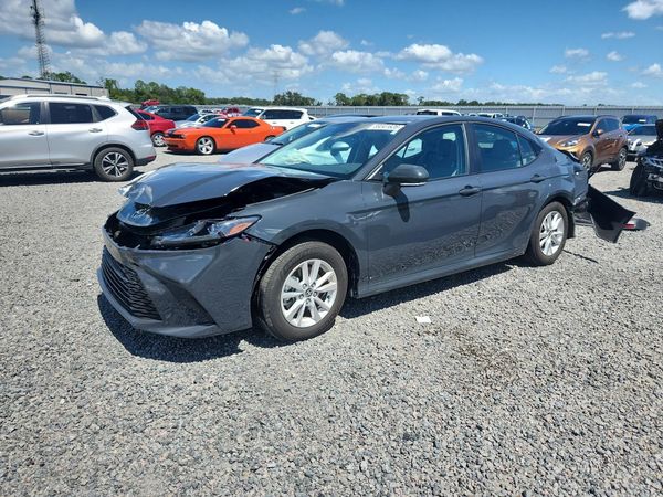 2025 TOYOTA CAMRY — DSFA — Front 3/4