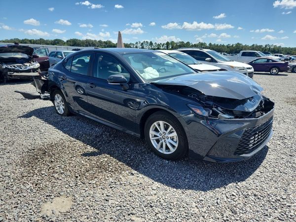 2025 TOYOTA CAMRY — Passenger 3/4