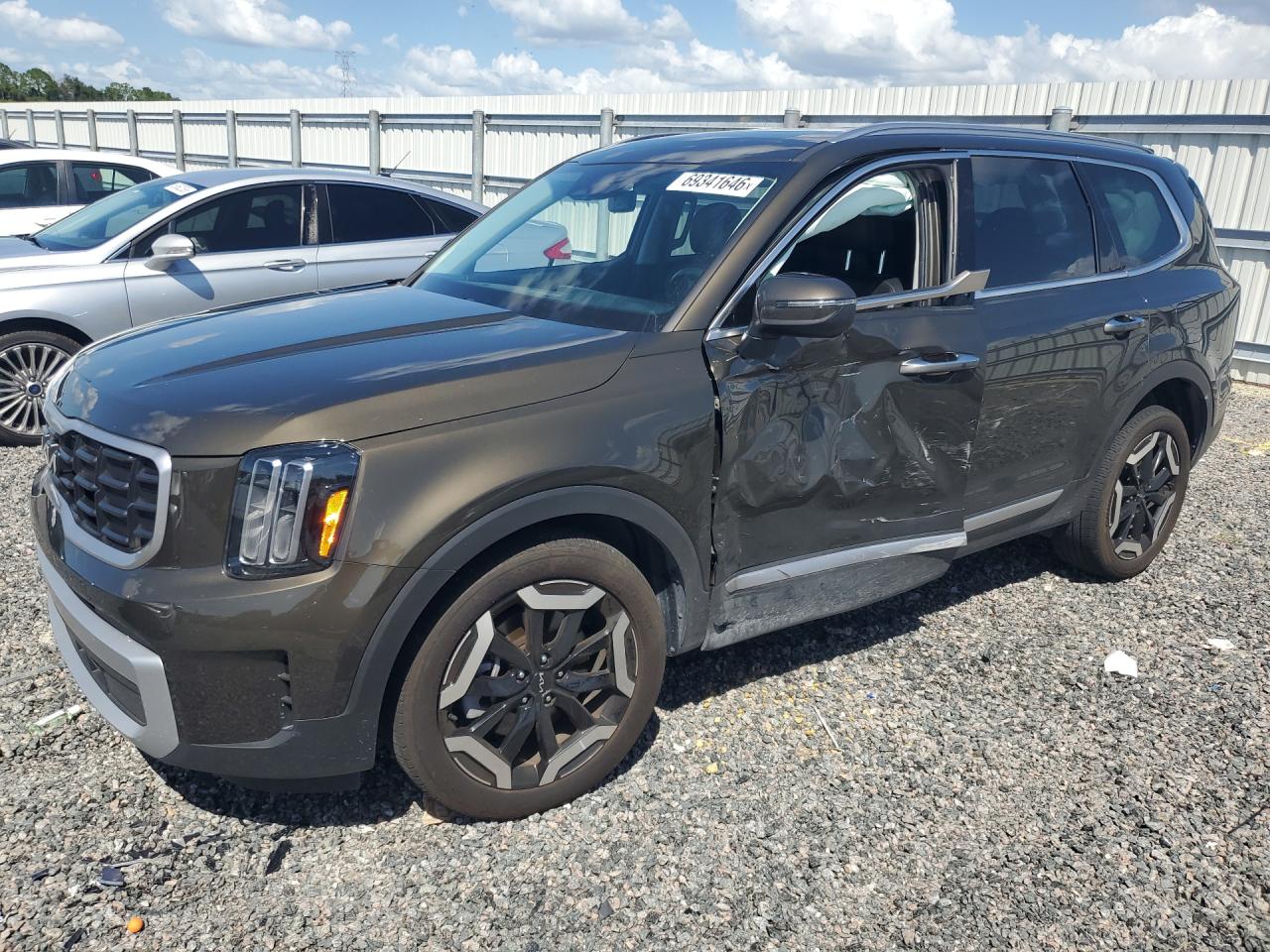 2025 KIA TELLURIDE — Front 3/4