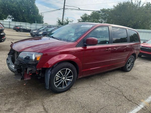 2017 DODGE GRAND CARAVAN — DSFA — Front 3/4
