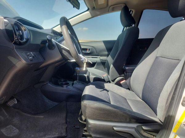 2015 TOYOTA PRIUS