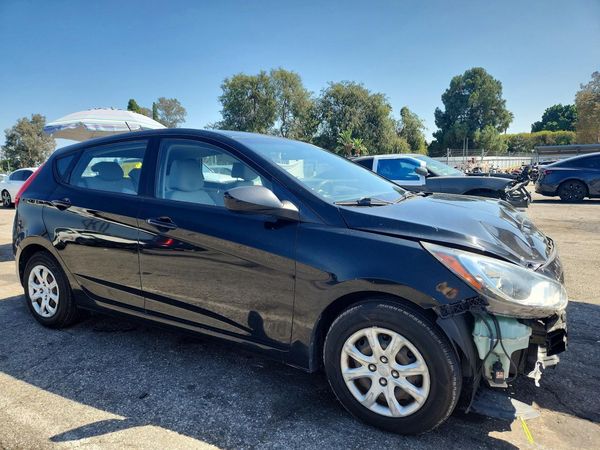 2012 HYUNDAI ACCENT GL (Middle-low grade) — Passenger 3/4