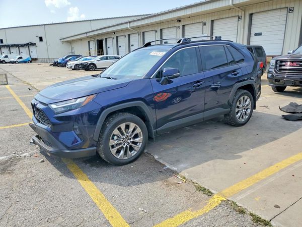 2025 TOYOTA RAV4 — Front 3/4