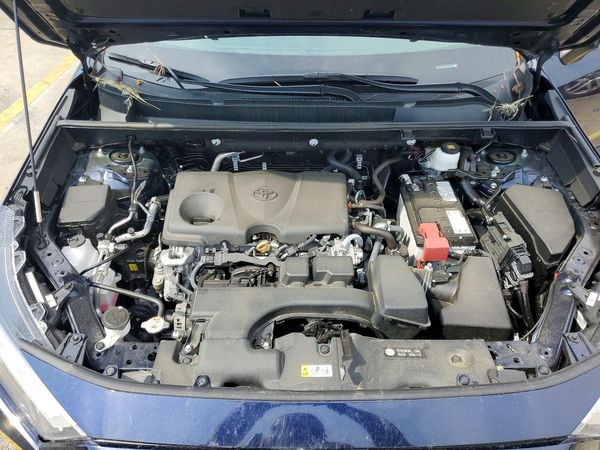 2025 TOYOTA RAV4 — Engine bay