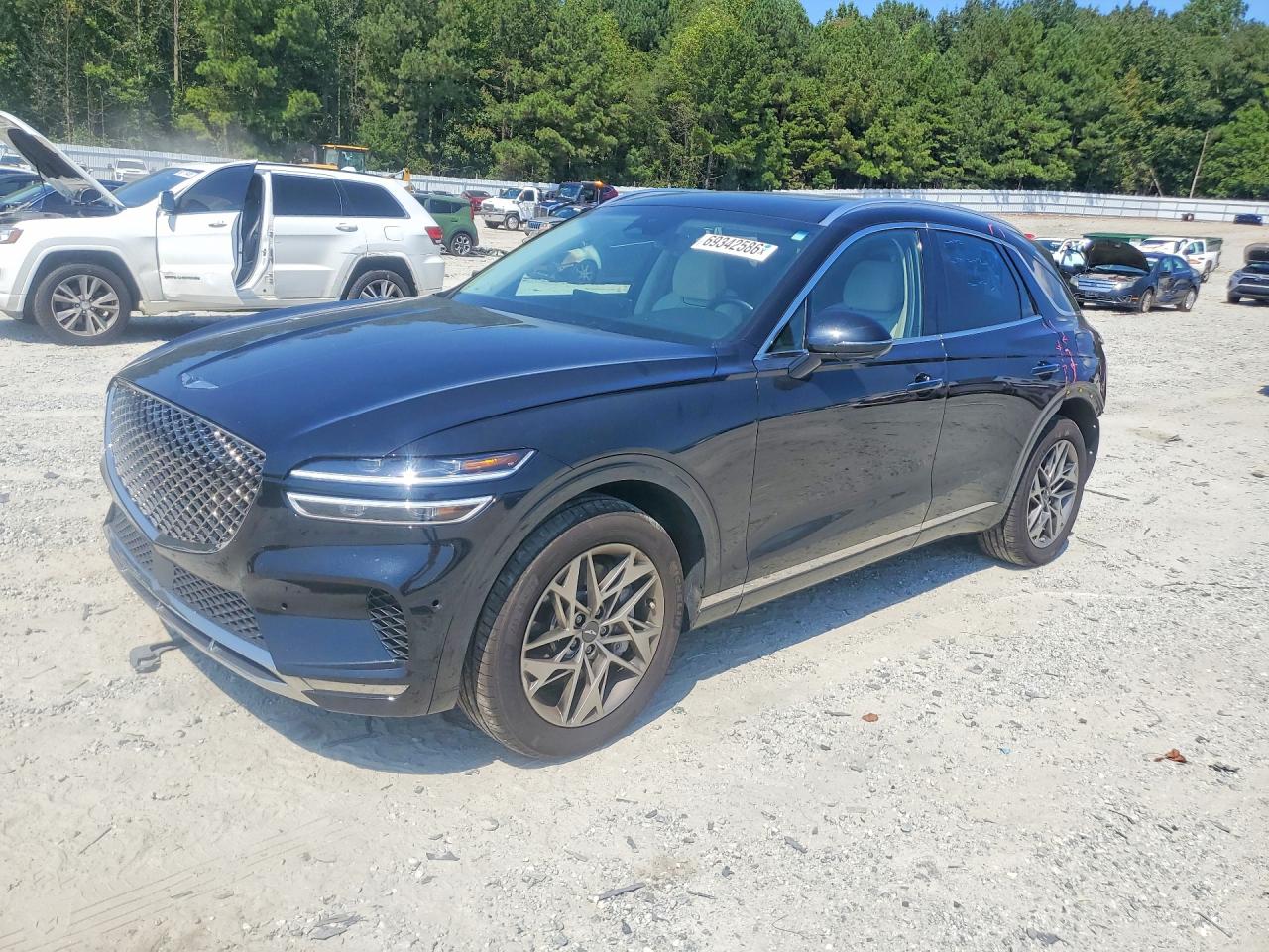 2023 GENESIS GV70