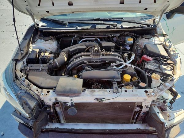 2019 SUBARU CROSSTREK Base+ES — Engine bay
