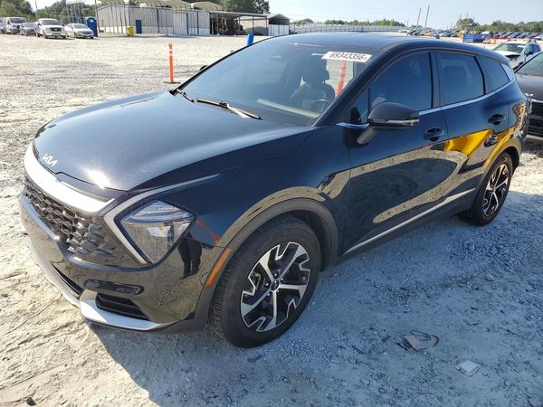 2023 KIA SPORTAGE — Front 3/4