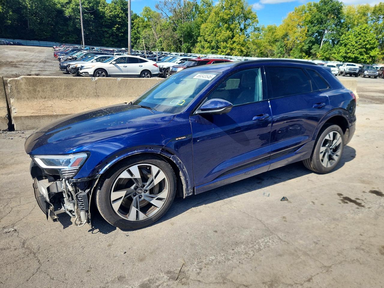 2022 AUDI E-TRON — Front 3/4