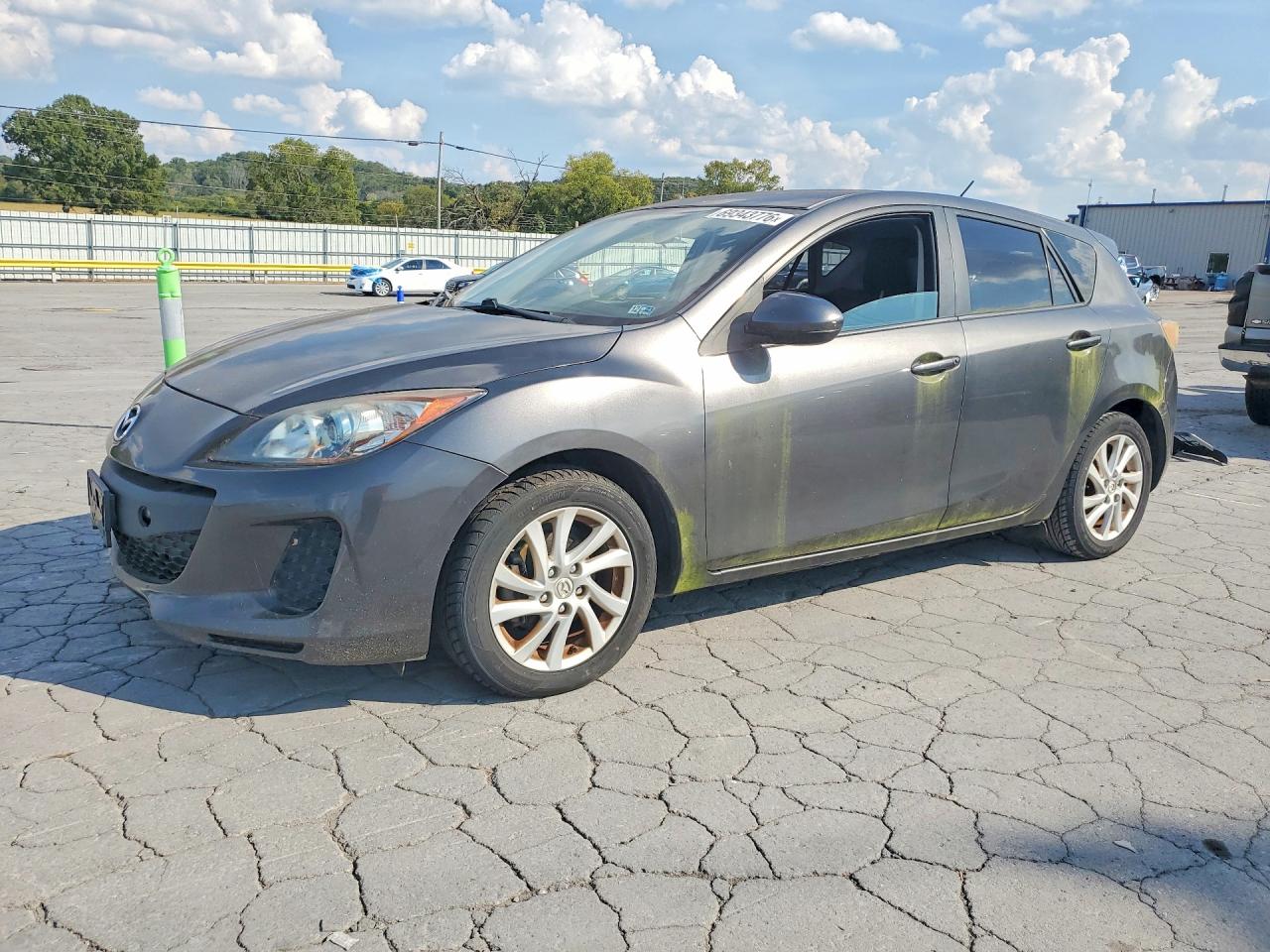 2012 MAZDA 3 Touring/GS — Front 3/4