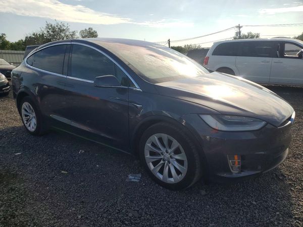 2018 TESLA MODEL X