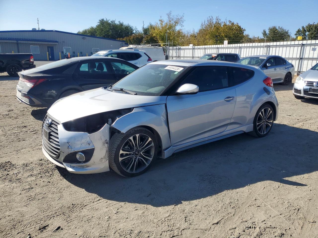 2016 HYUNDAI VELOSTER — Front 3/4
