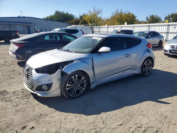 2016 HYUNDAI VELOSTER — Front 3/4