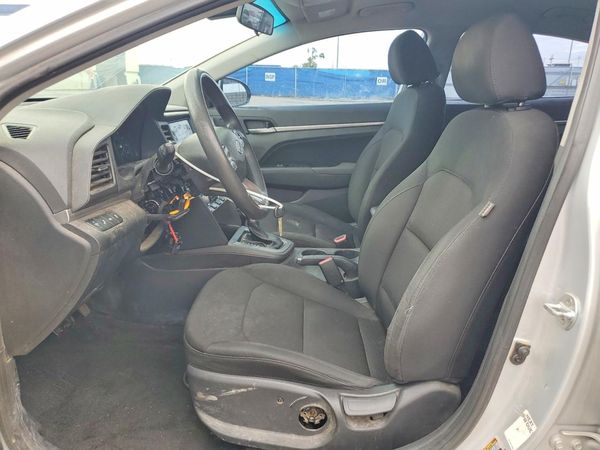 2020 HYUNDAI ELANTRA — DENT