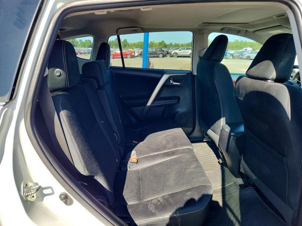 2015 TOYOTA RAV4 XLE (M Grade)