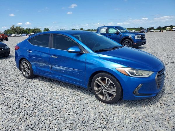 2017 HYUNDAI ELANTRA — Passenger 3/4