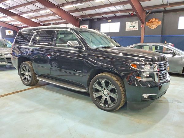 2015 CHEVROLET TAHOE LTZ — Passenger 3/4