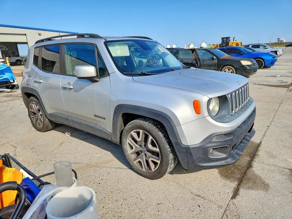 2015 JEEP RENEGADE — Passenger 3/4